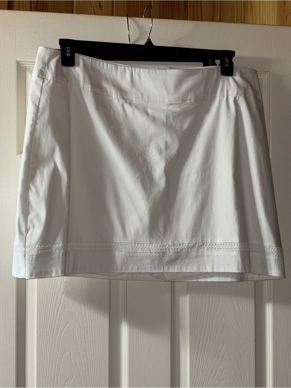 crown & ivy White A-Line Skort with Hem Stitch Detail